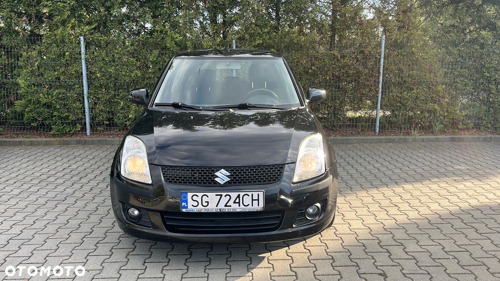 Suzuki Swift - 1