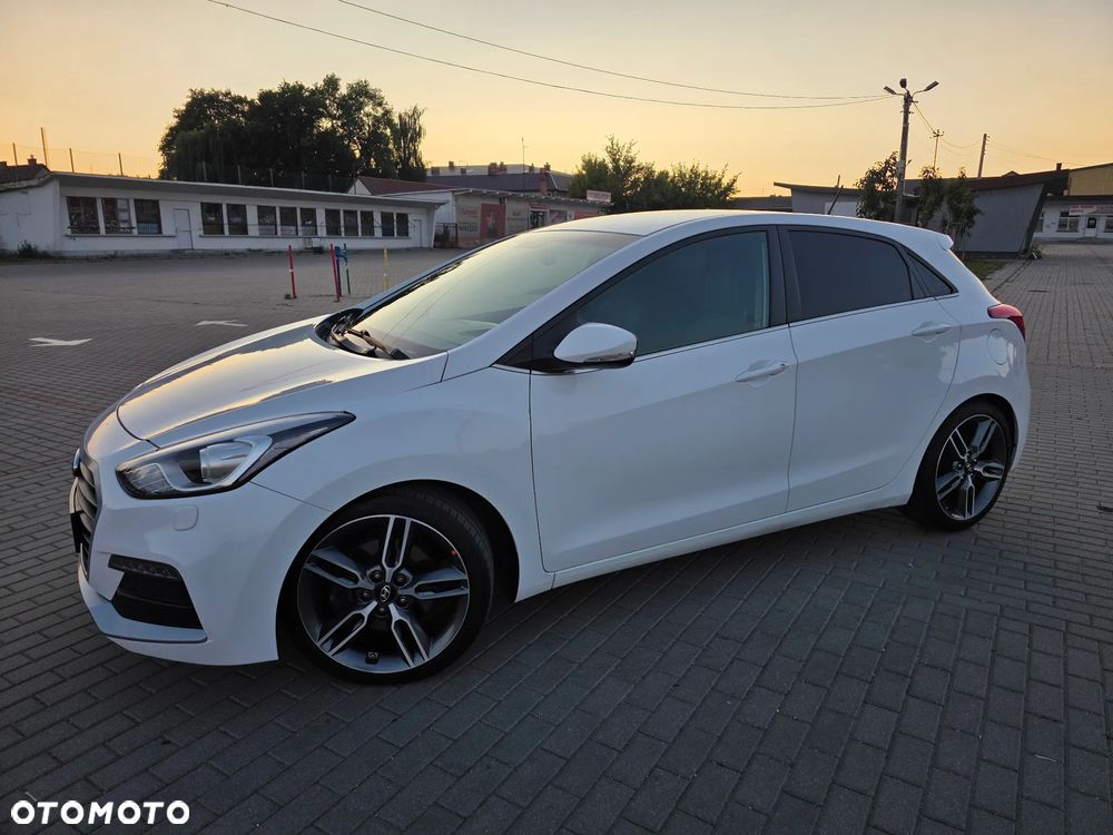 Hyundai i30 1.6 T GDI Turbo - 3