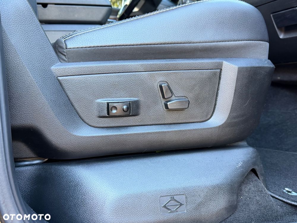 Dodge RAM 5.7 4x4 - 28