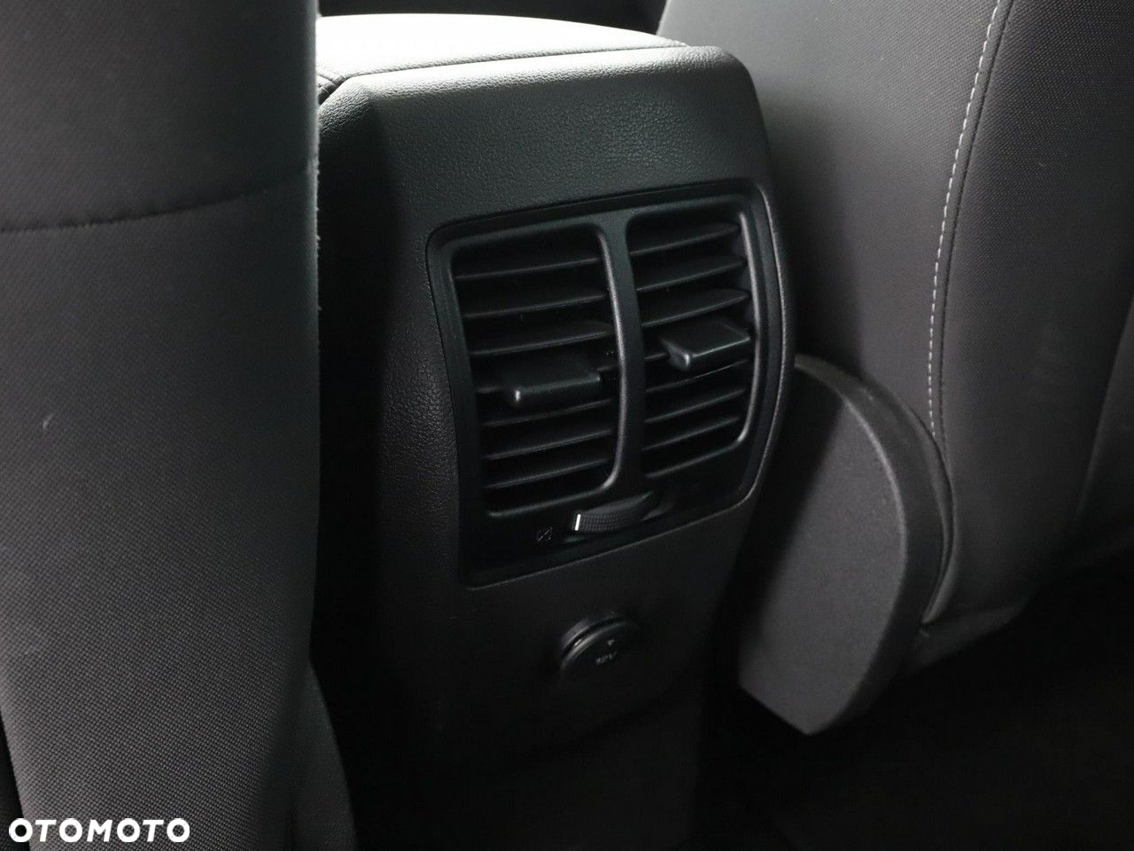 Ford Kuga - 31