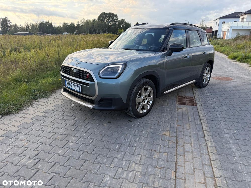 MINI Countryman S ALL4 John Cooper Works Trim - 2
