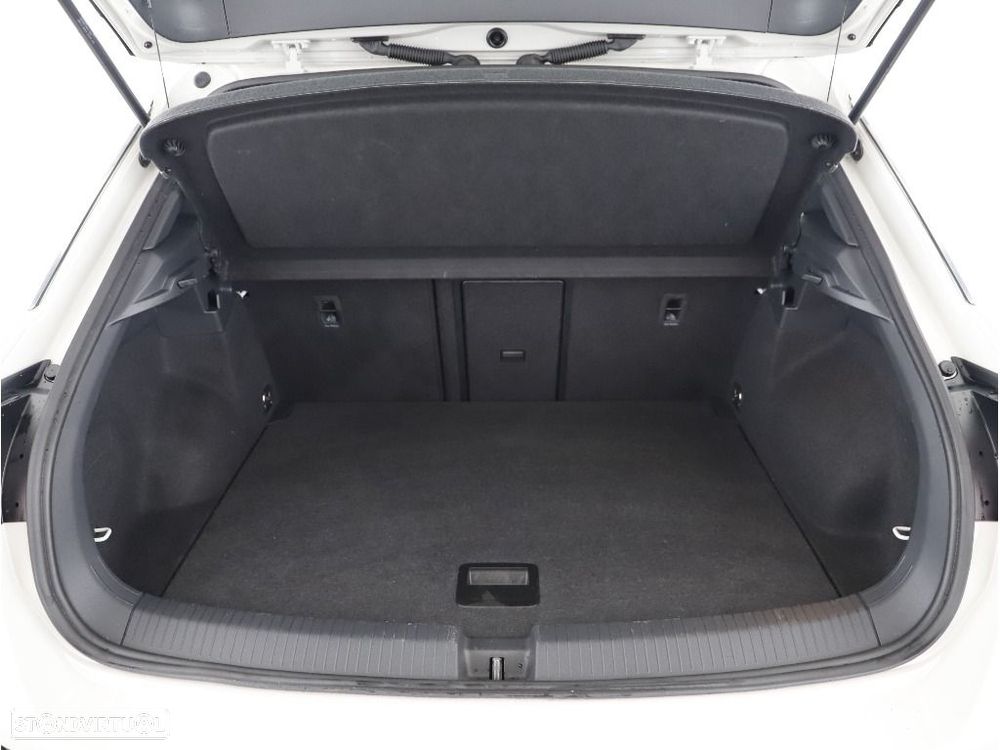 VW T-Roc 1.0 TSI OPF R-Line - 26