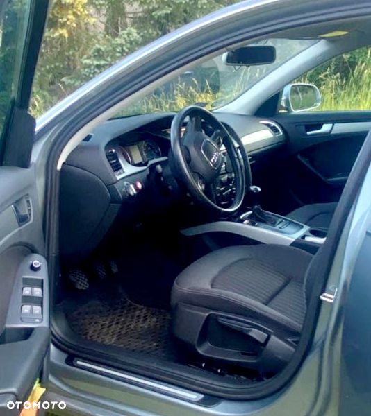 Audi A4 Limousine - 6