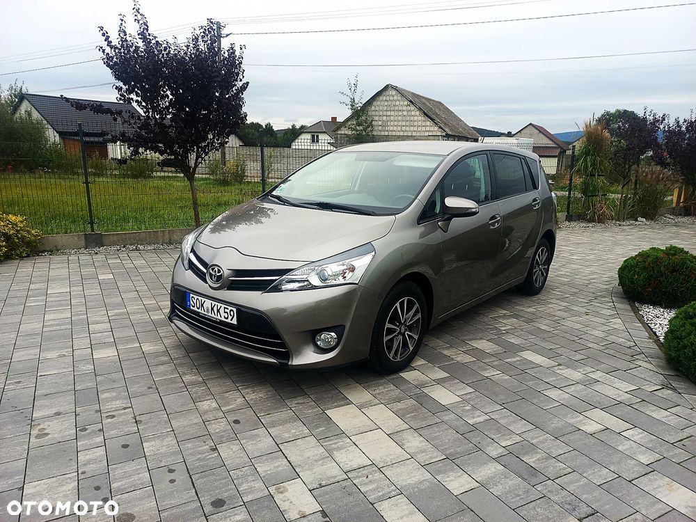 Toyota Verso 1.6 D-4D Prestige - 13