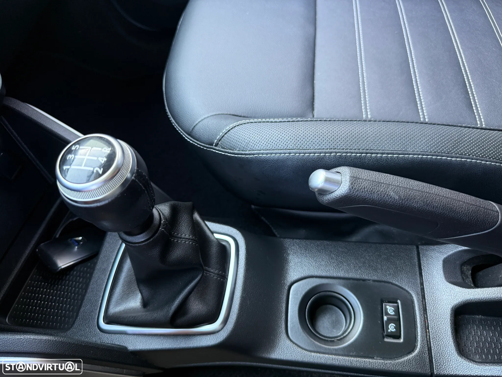 Dacia Duster 1.0 TCe Prestige - 46
