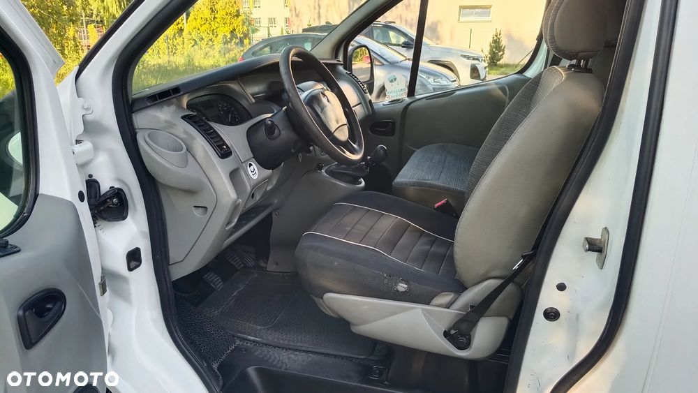 Renault Trafic II - 11