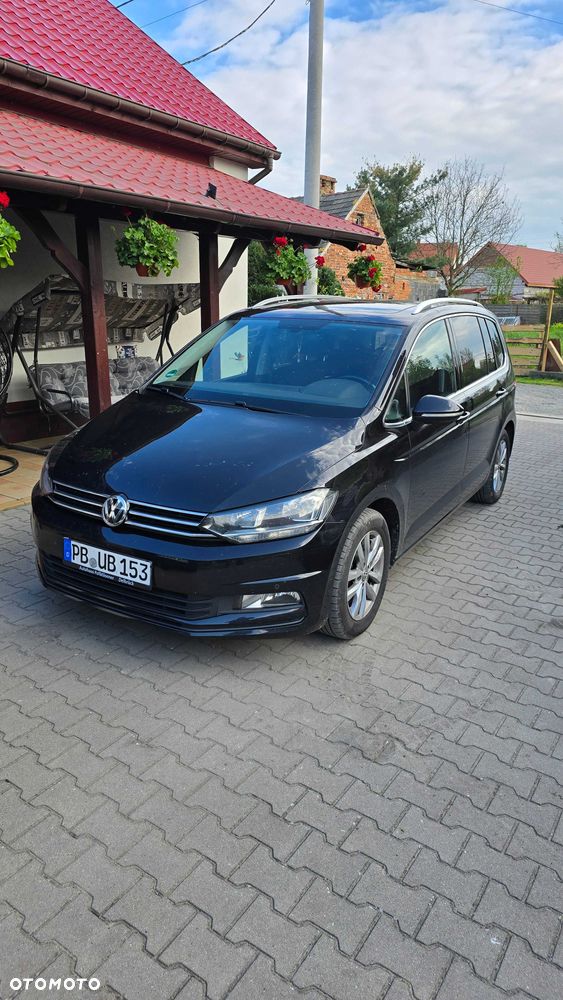 Volkswagen Touran - 2