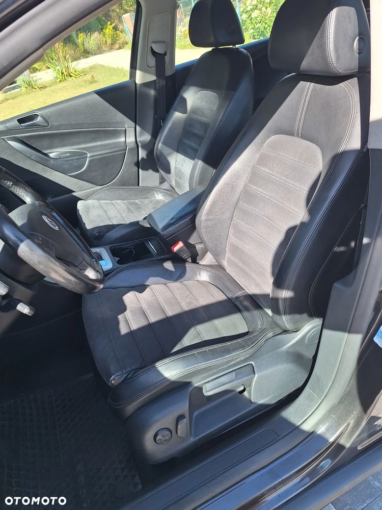 Volkswagen Passat 2.0 TDI Highline DSG - 11