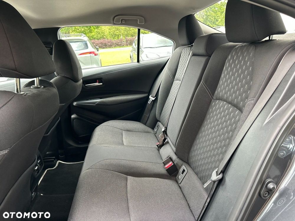 Toyota Corolla 1.8 Hybrid Comfort - 23