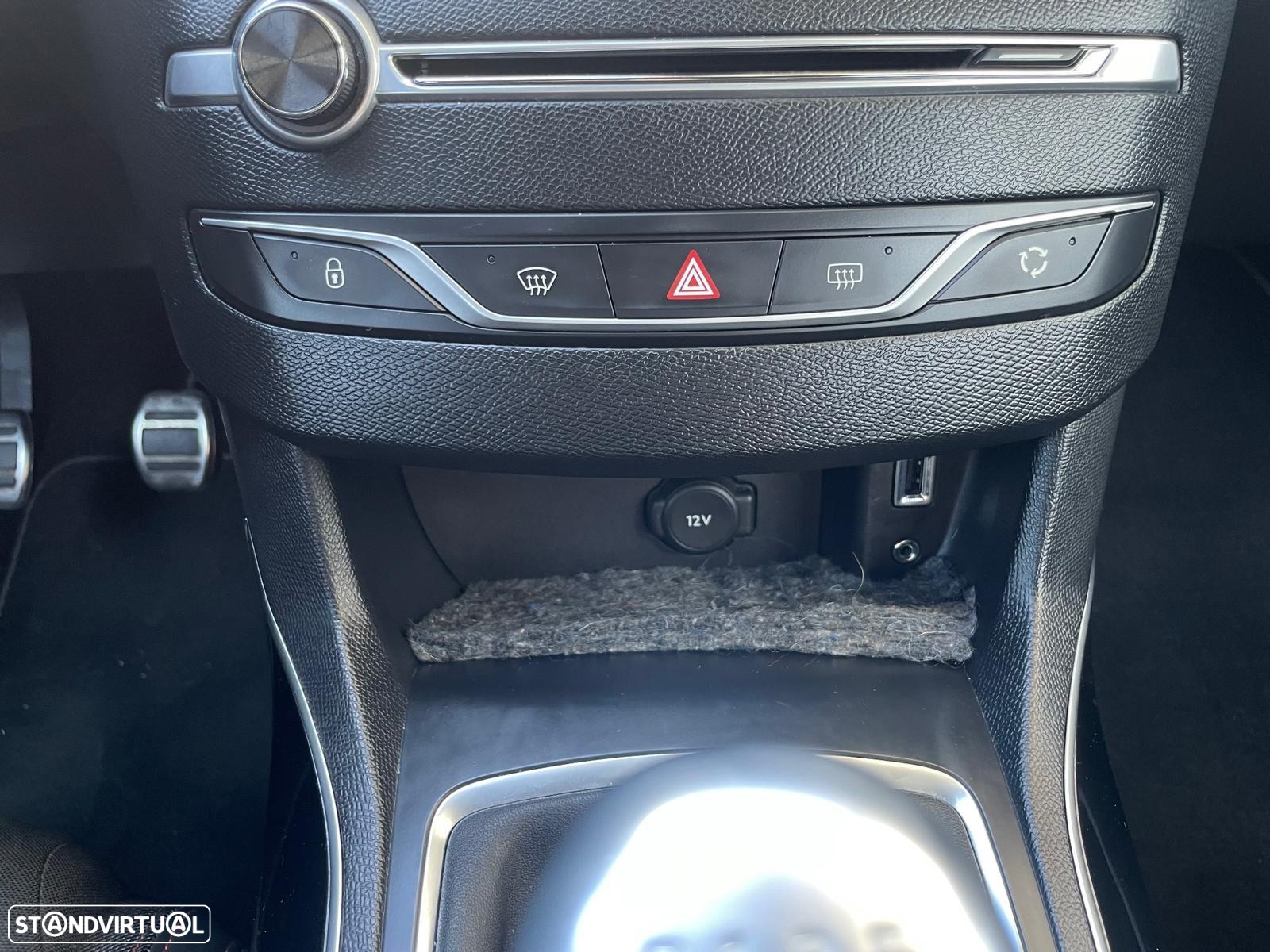Peugeot 308 SW 1.6 BlueHDi GT Line - 16