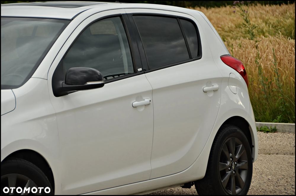Hyundai i20 - 13