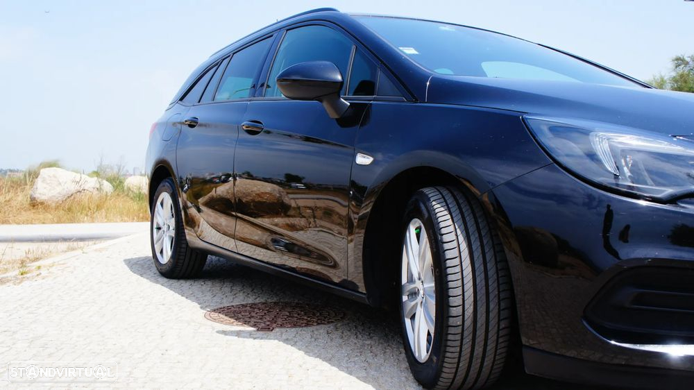 Opel Astra Sports Tourer - 13