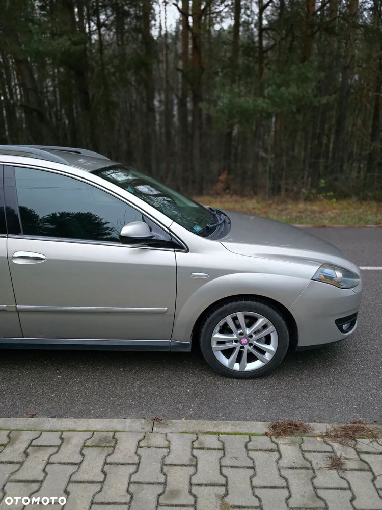 Fiat Croma 1.9 JTD Dynamic - 12
