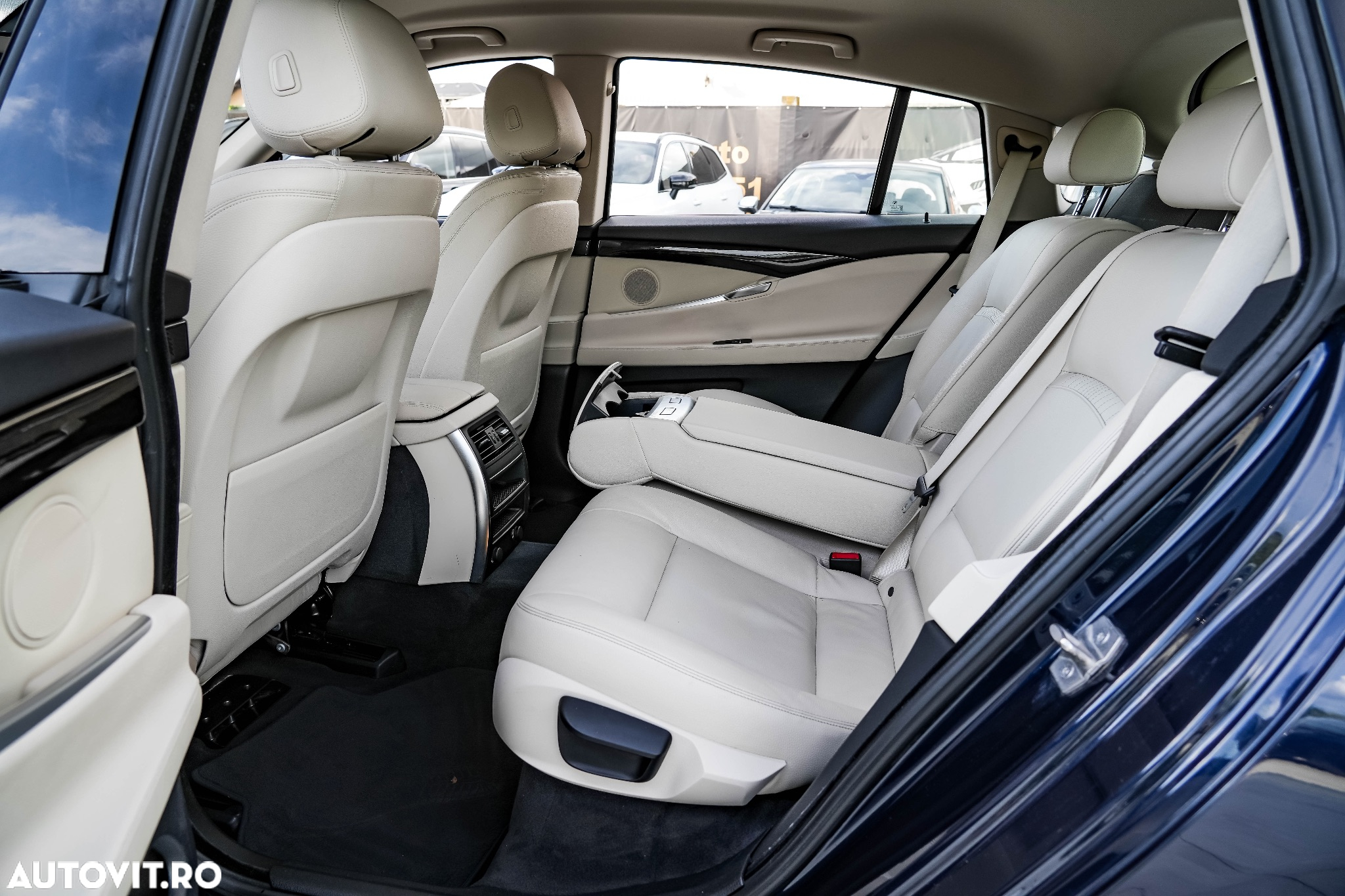 BMW Seria 5 520d Gran Turismo Aut. Luxury Line - 12