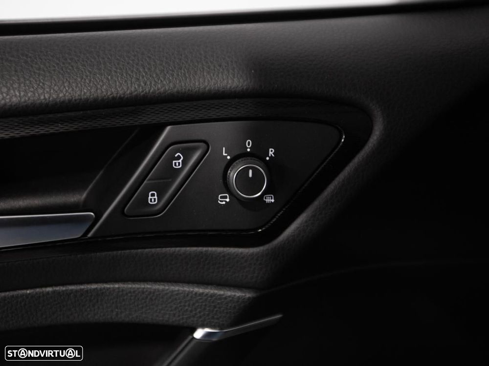 VW Golf 1.4 GTE Plug-in - 27