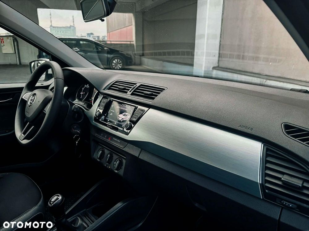 Skoda Fabia 1.0 Ambition - 37
