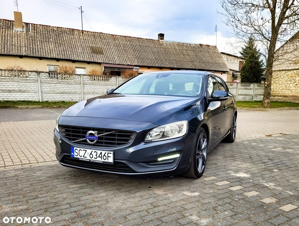 Volvo V60 D3 Geartronic Kinetic - 13