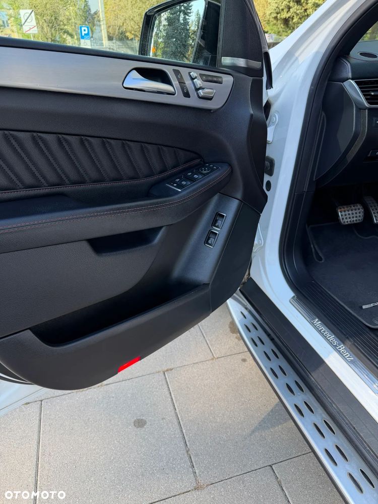 Mercedes-Benz GLE - 14