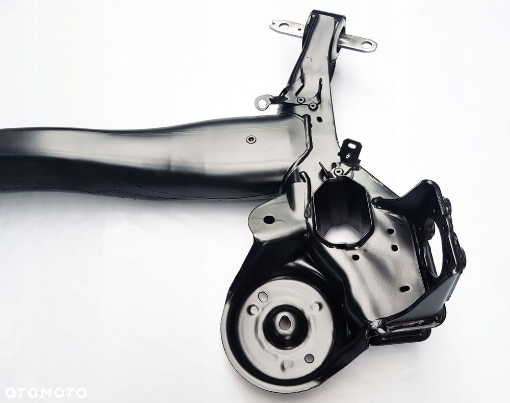 Tylna belka Peugeot 308 II 2013-2021, 3008 II SUV, 5008 II 2016 - - 2