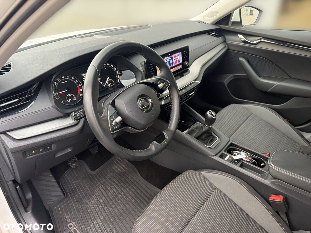 Skoda Octavia - 10