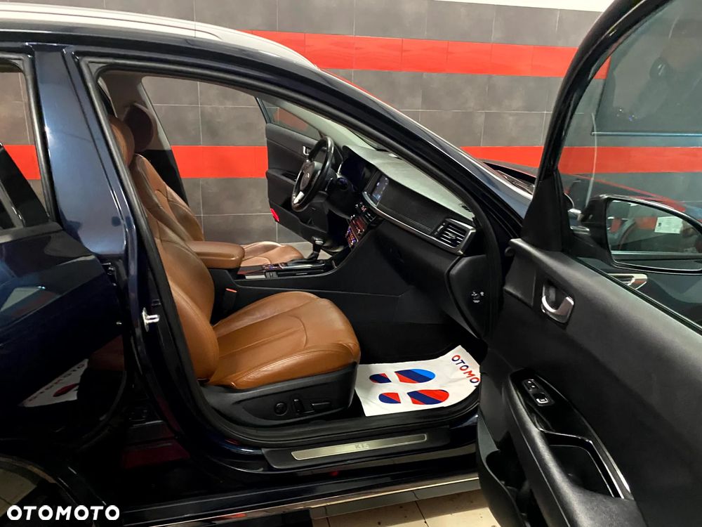 Kia Optima 1.7 CRDI XL DCT - 23