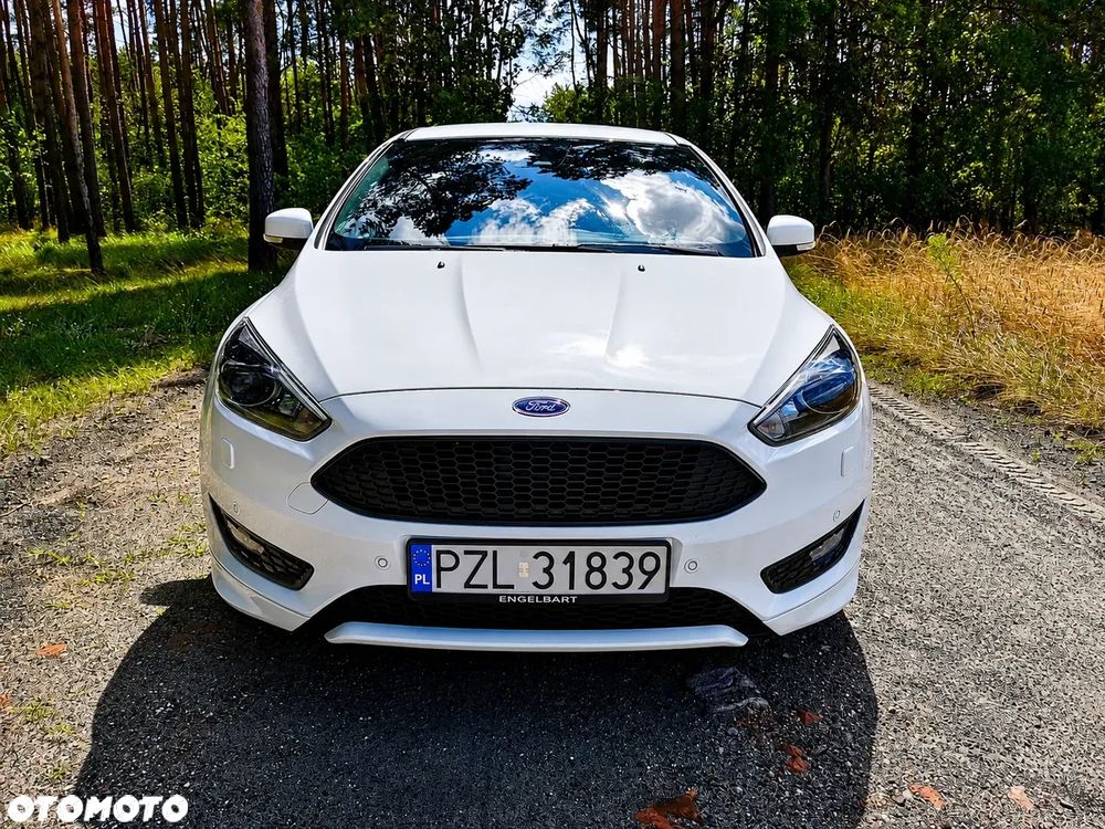 Ford Focus 1.5 EcoBoost ST-Line - 3