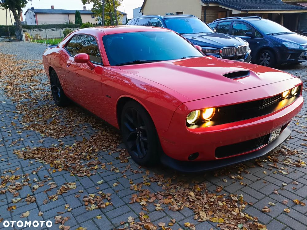 Dodge Challenger 2019 photo 2