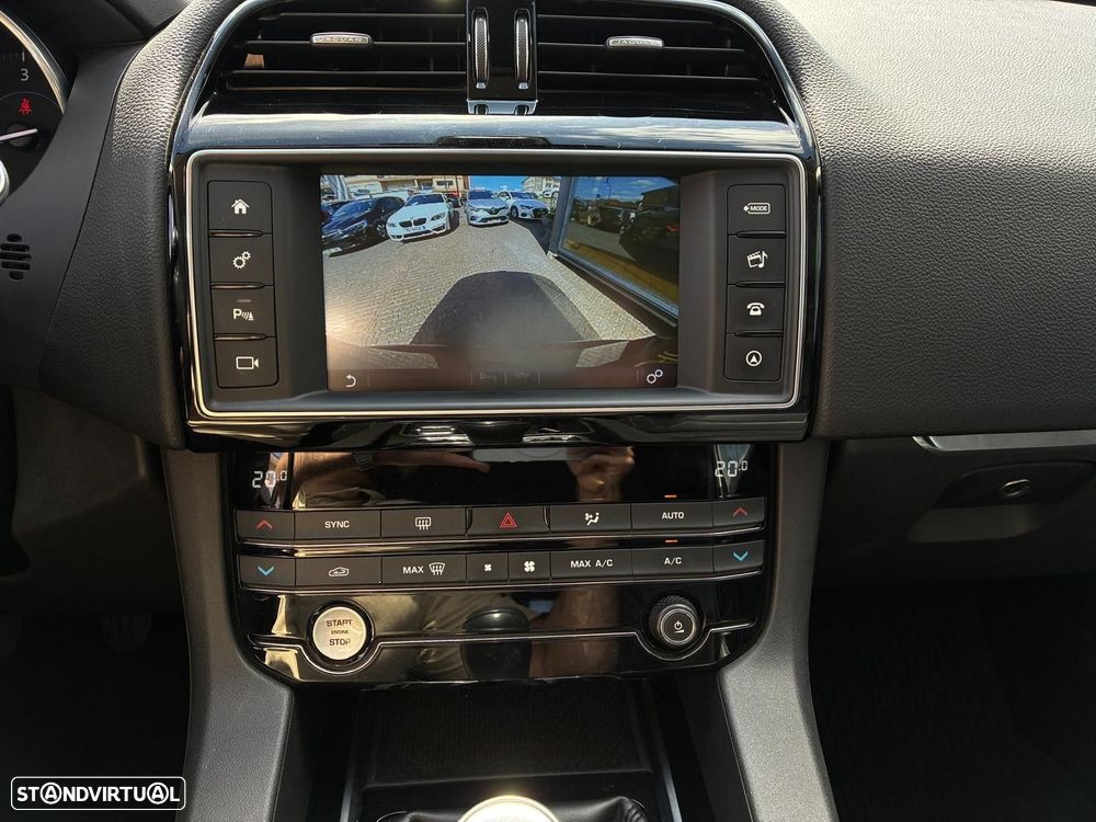 Jaguar F-Pace 2.0 i4D Prestige - 25