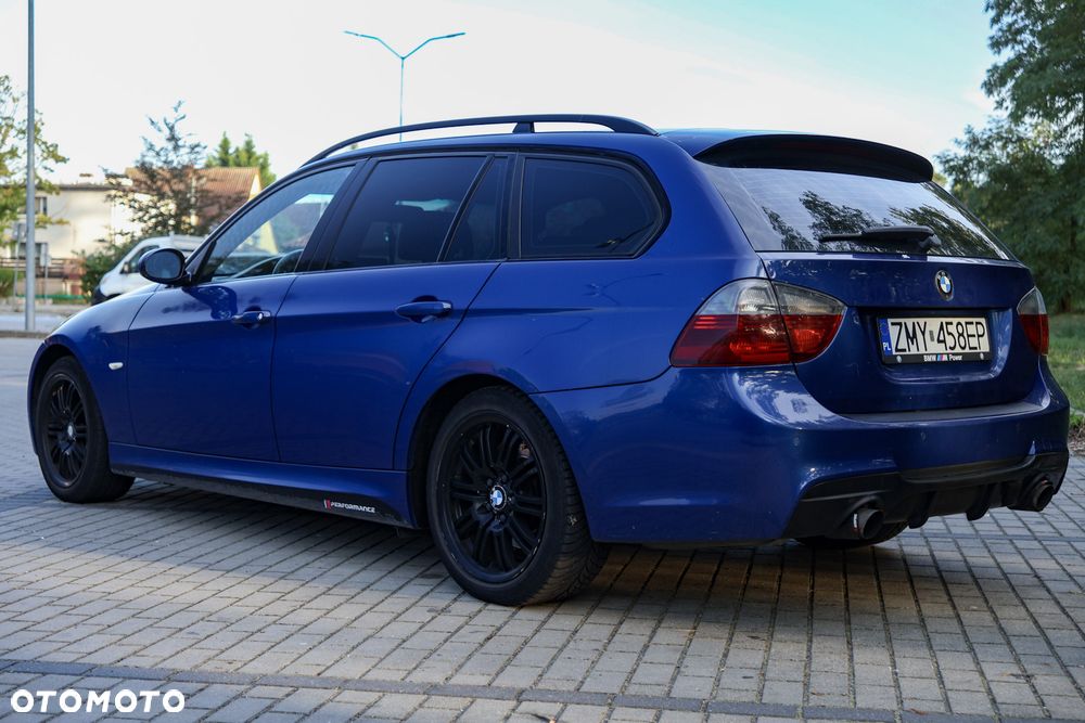 BMW Seria 3 318i - 14