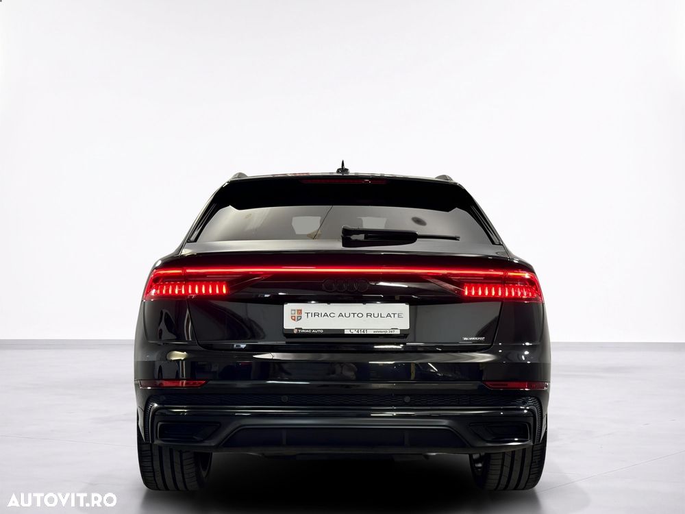 Audi Q8 - 5