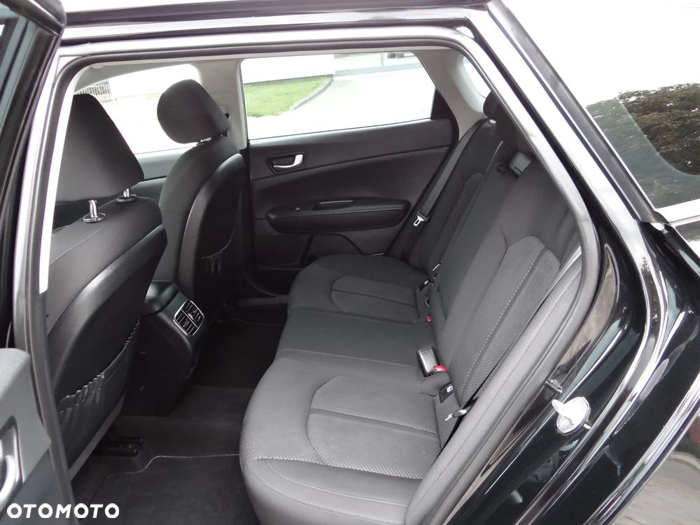 Kia Optima - 7