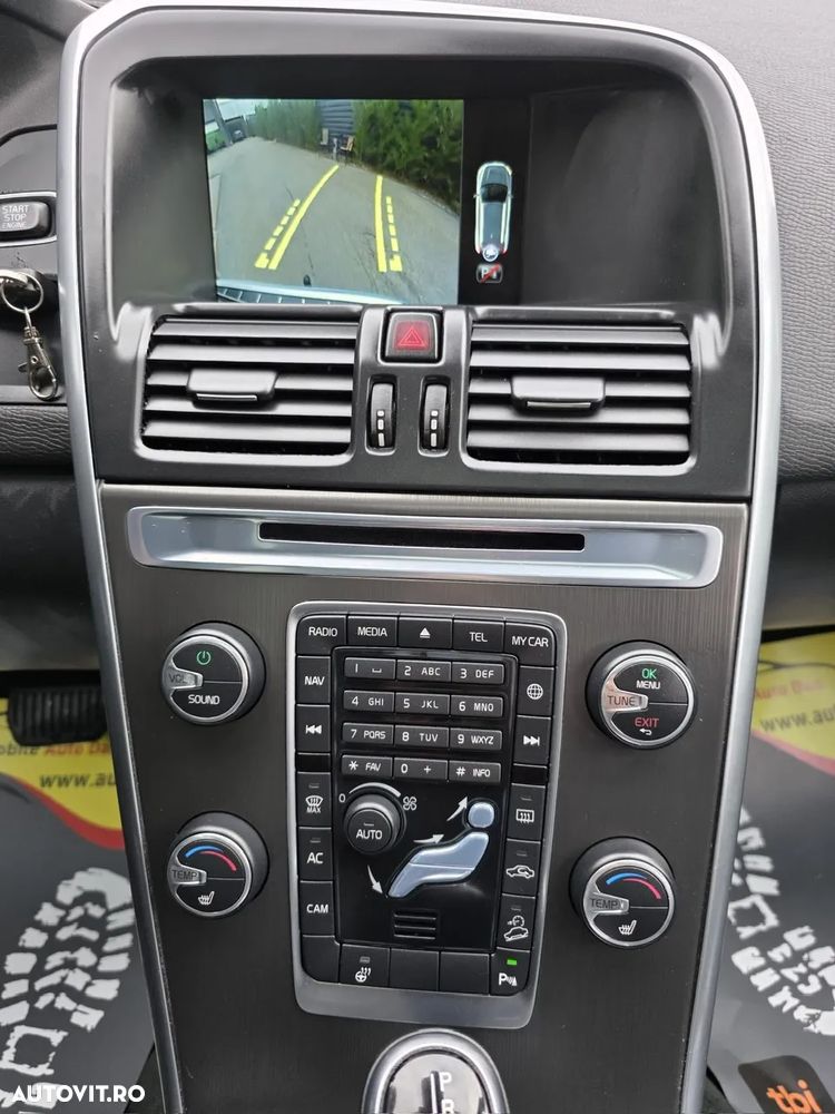 Volvo XC 60 D5 AWD Summum - 7