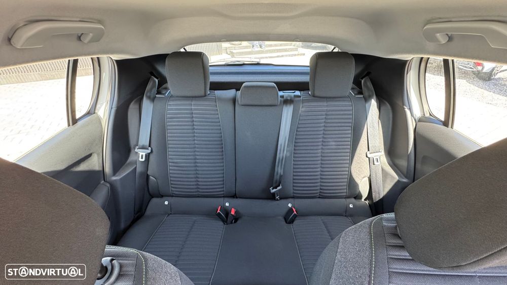 Peugeot e-208 50 kWh Active Pack - 12