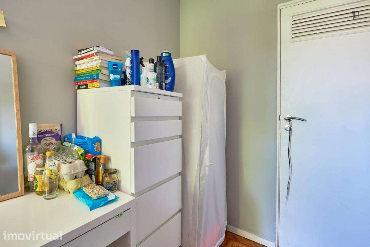 Quarto - localizado em Chelas Lisbon - Grande imagem: 5/31