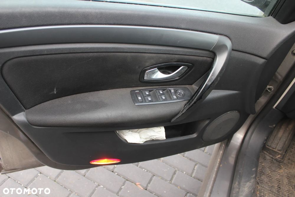 Renault Laguna 2.0 DCi Expression - 11