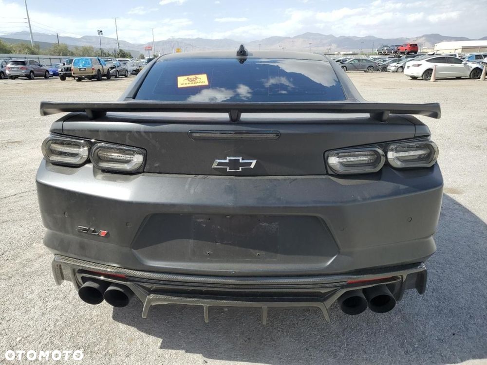 Chevrolet Camaro - 3
