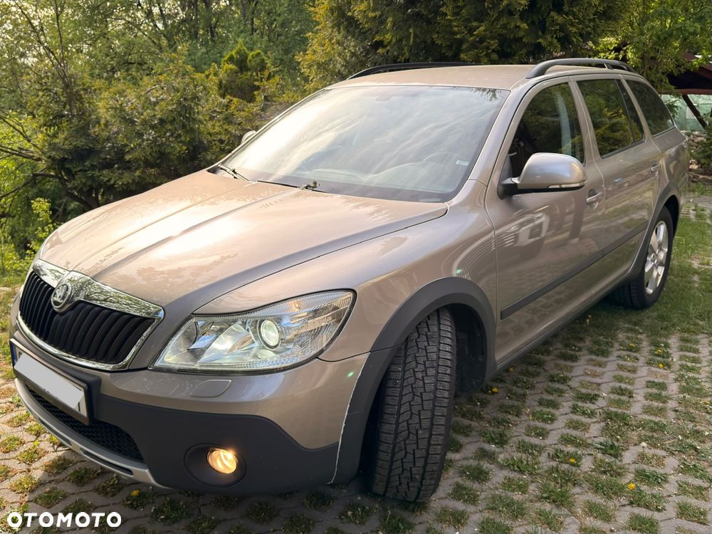Skoda Octavia 2009 photo 4