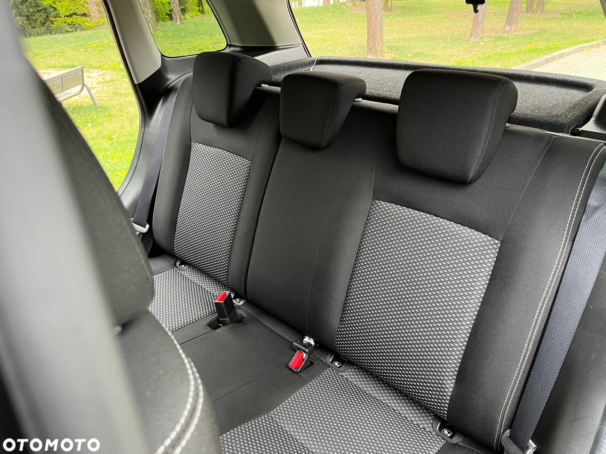 Suzuki Vitara 1.0 Boosterjet Premium 4WD - 17