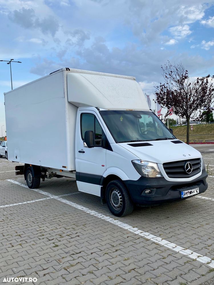 Mercedes-Benz Sprinter - 2