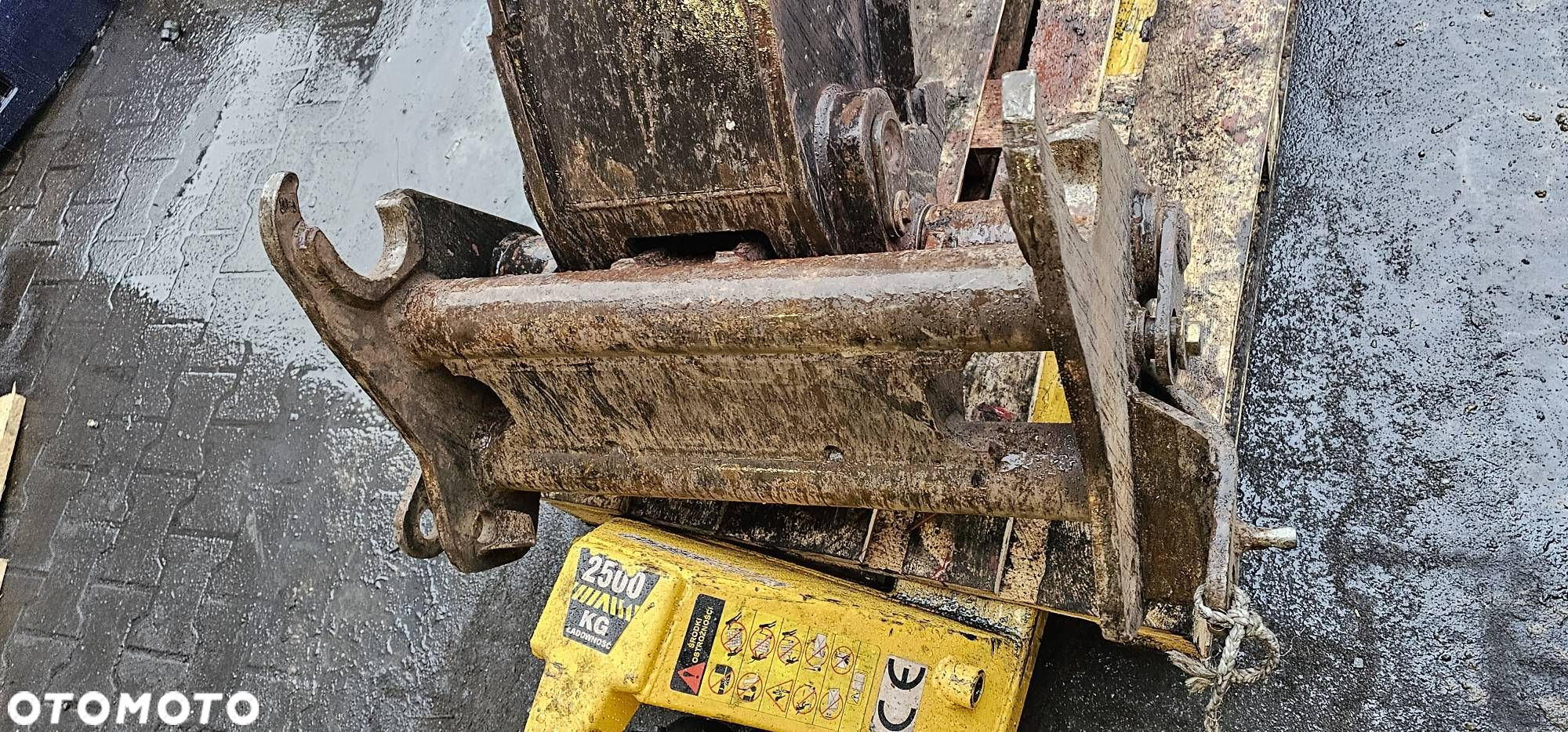 RAMIE ŁADOWARKA MANITOU MLT 731 T 2008 - 4