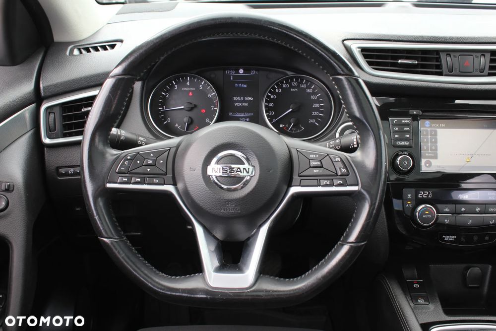 Nissan Qashqai 1.2 DIG-T N-Vision - 28