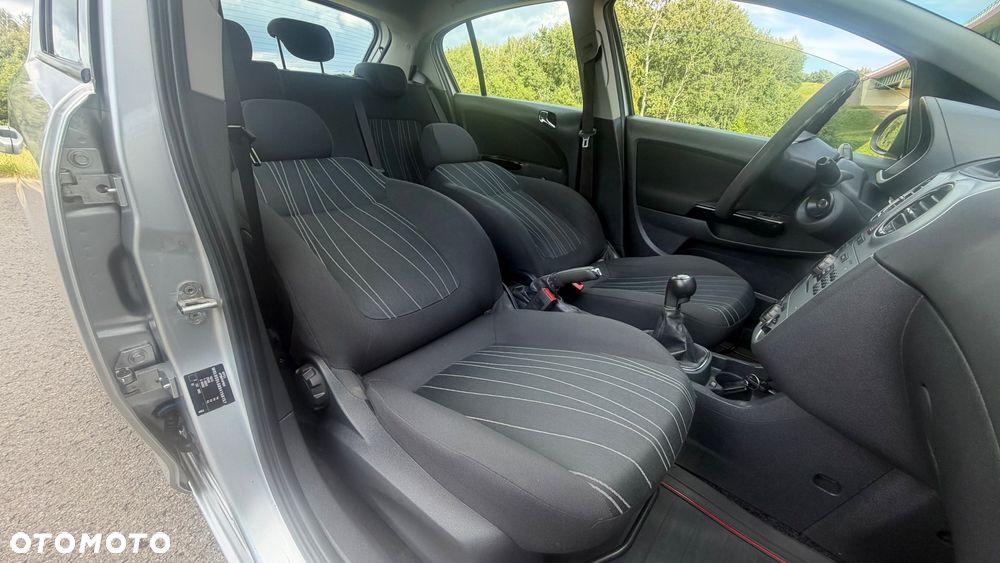 Opel Corsa 1.4 16V Color Edition - 17