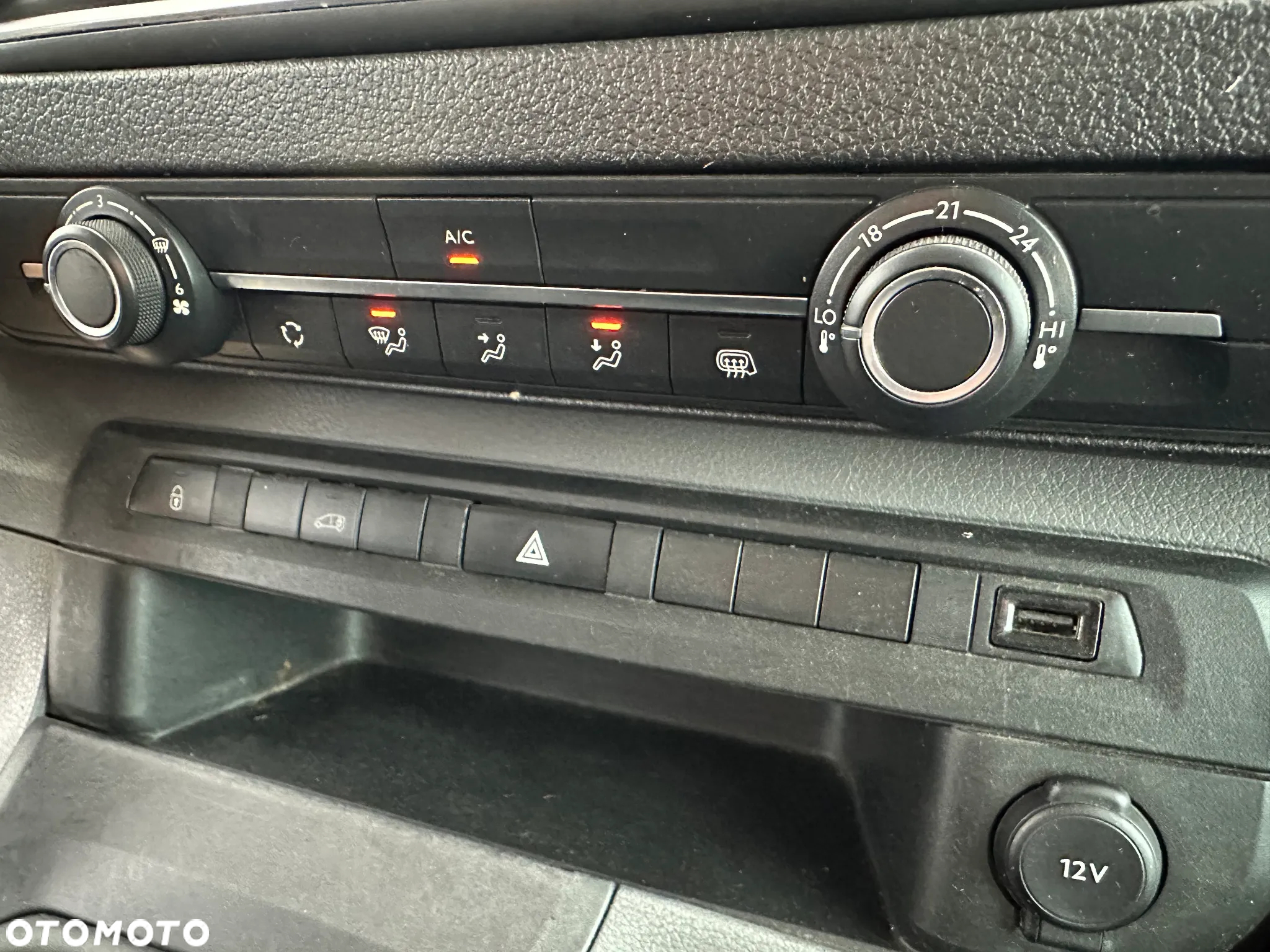 Opel Vivaro - 30