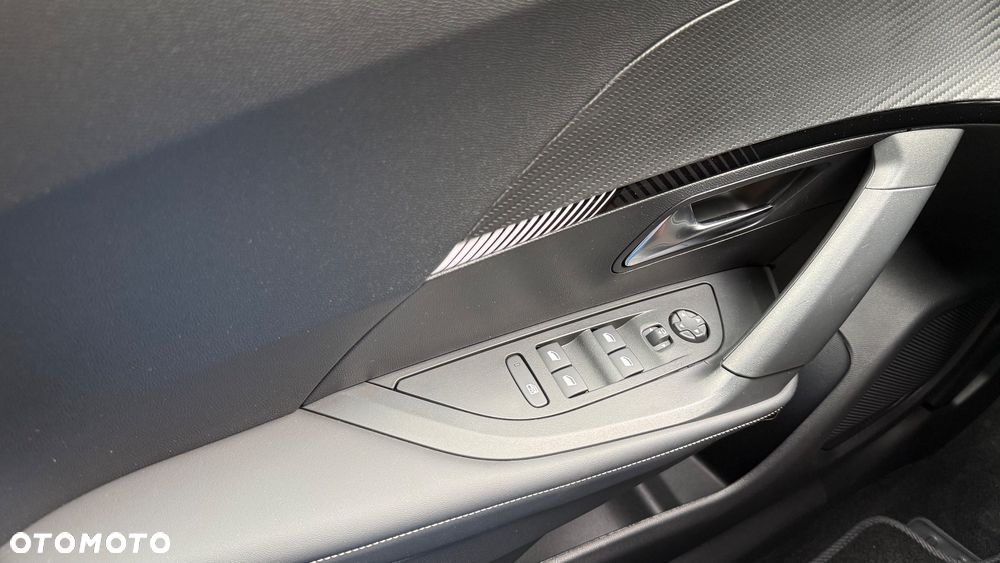 Peugeot 2008 - 24