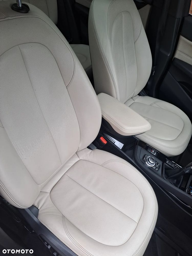 BMW X1 - 13