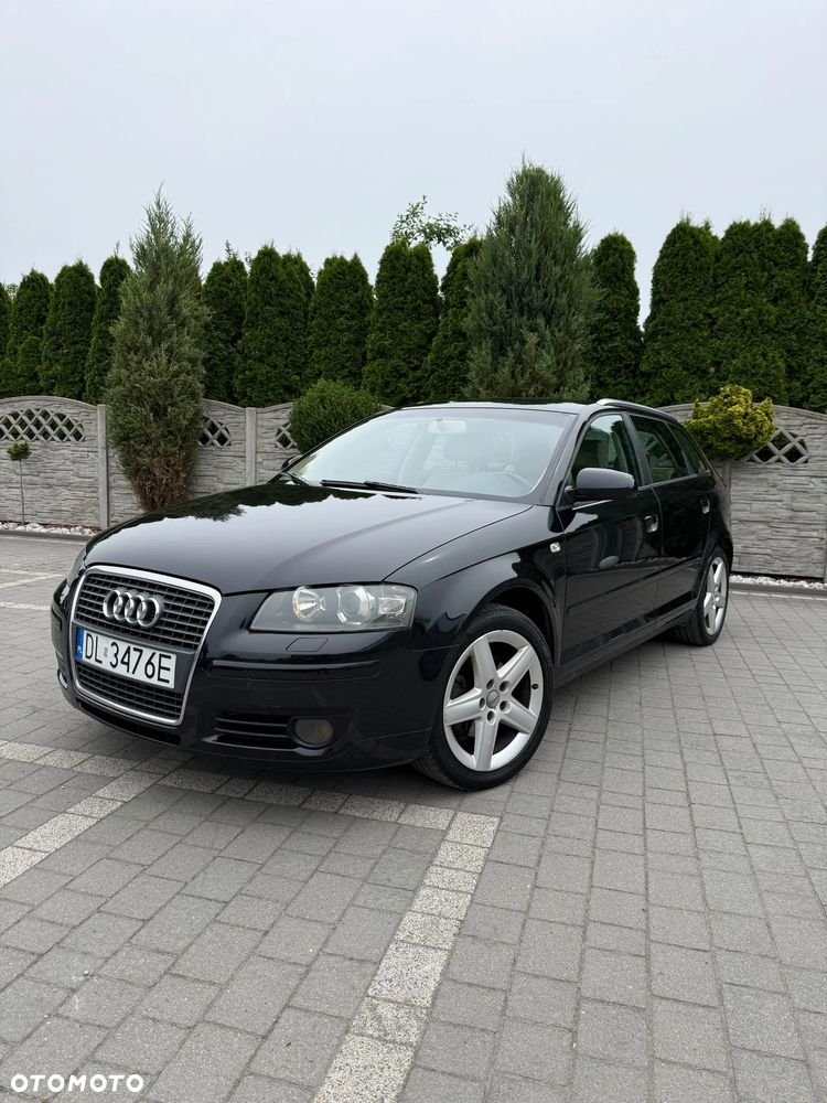 Audi A3 Sportback - 1
