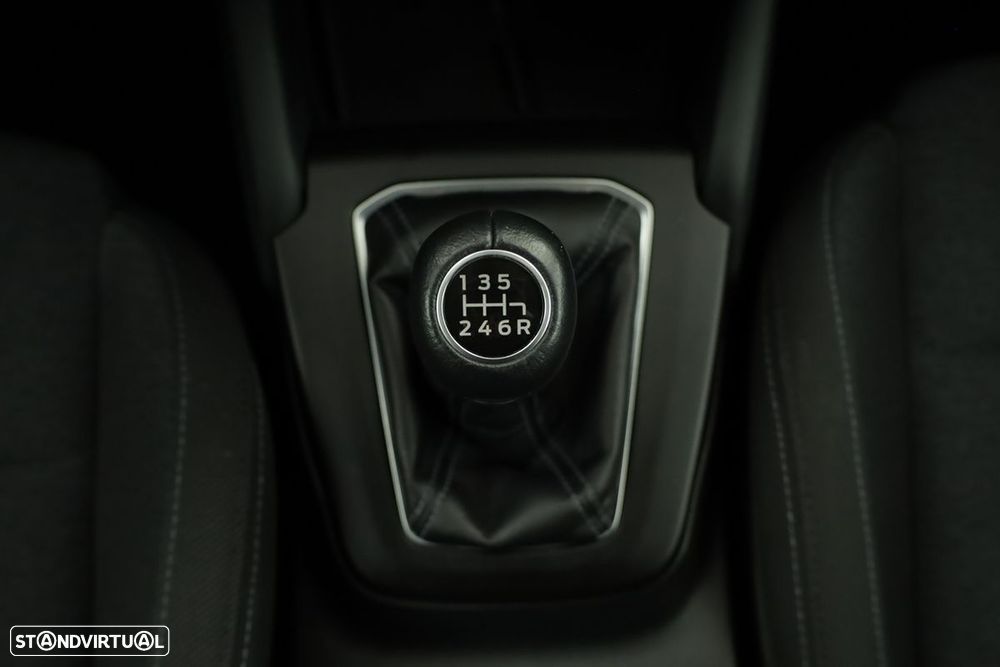 Ford Focus SW 1.0 EcoBoost MHEV Active X - 14