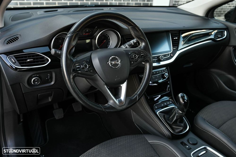 Opel Astra Sports Tourer 1.6 CDTi Executive S/S - 3