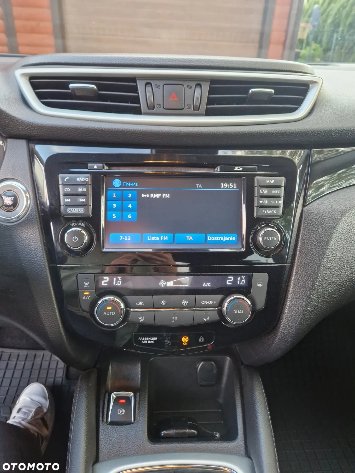 Nissan Qashqai 1.6 DCi N-Connecta EU6 - 14