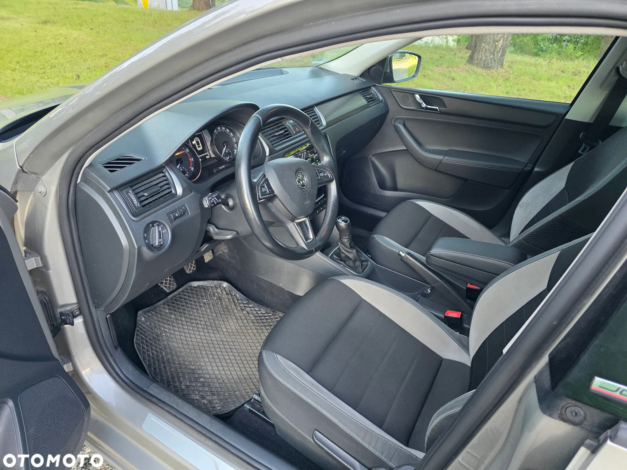Skoda RAPID Spaceback 1.2 TSI (Green tec) Joy - 7